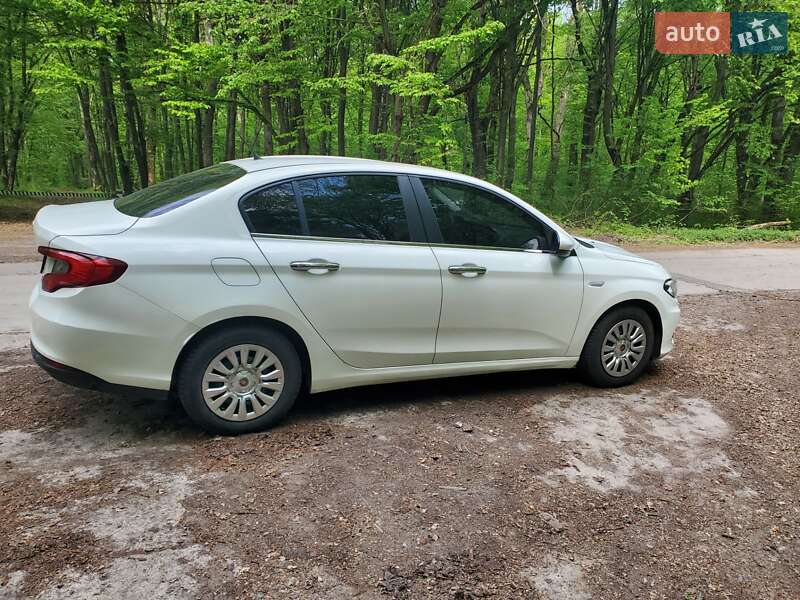 Седан Fiat Tipo 2017 в Здолбунове