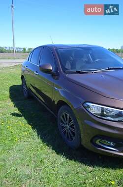 Седан Fiat Tipo 2017 в 