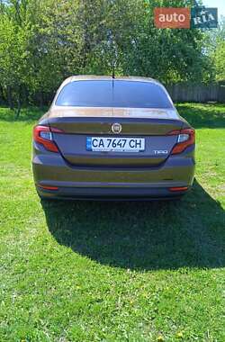 Седан Fiat Tipo 2017 в 