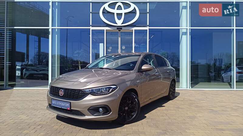 Хетчбек Fiat Tipo 2019 в 