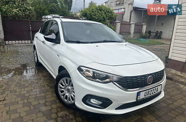 Седан Fiat Tipo 2017 в 