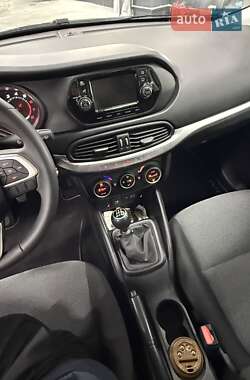 Седан Fiat Tipo 2020 в 