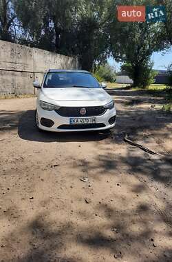 Седан Fiat Tipo 2020 в Черкасах