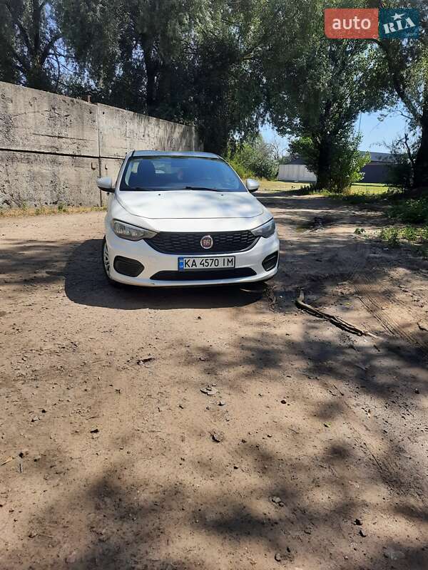 Fiat Tipo 2020