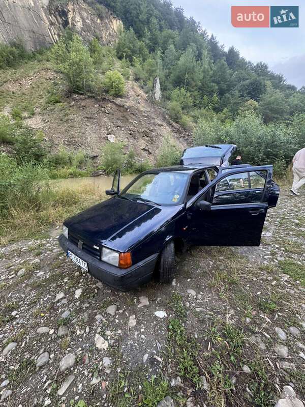 Хэтчбек Fiat Tipo 1988 в Львове