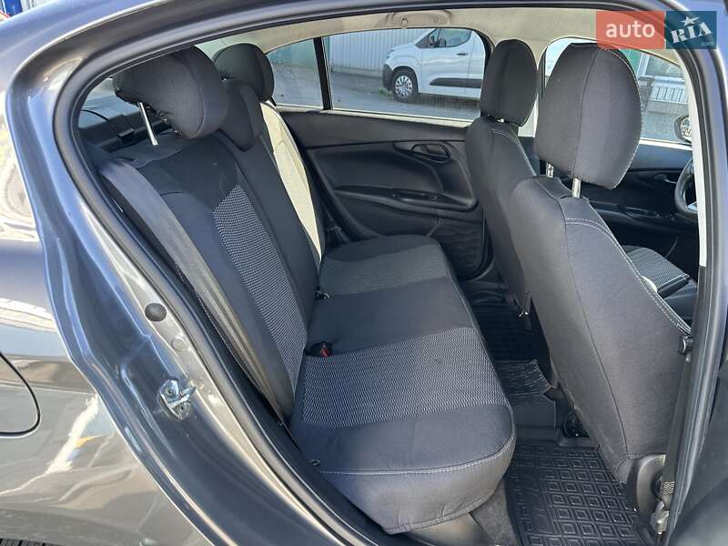 Седан Fiat Tipo 2019 в Києві
