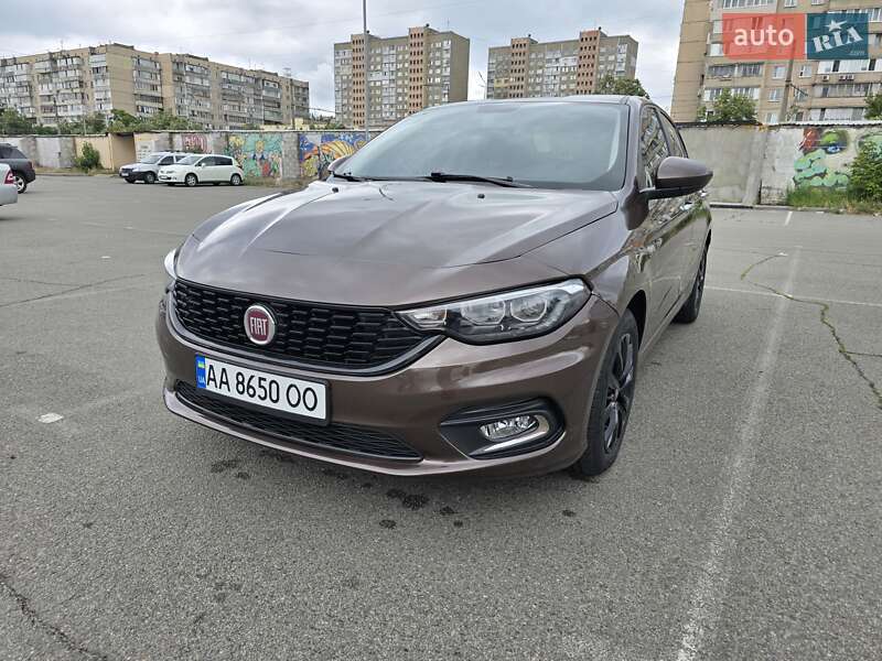 Седан Fiat Tipo 2019 в 
