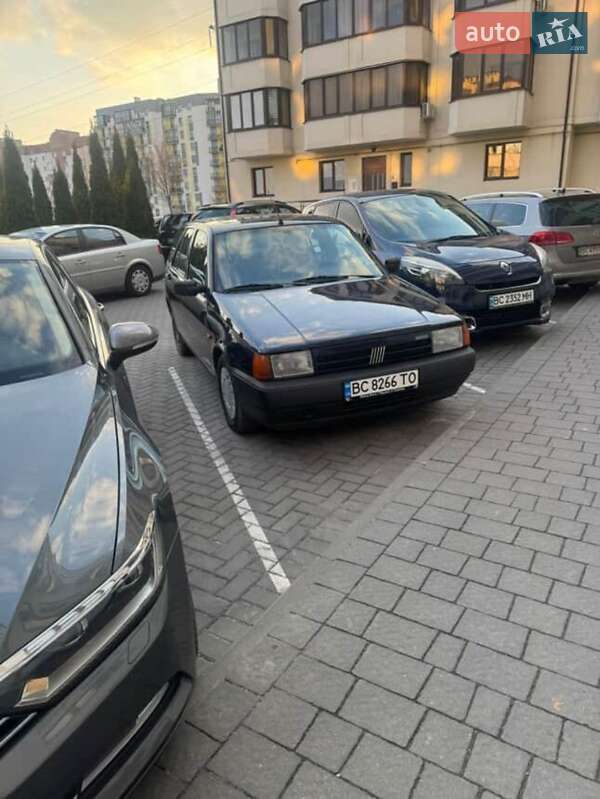 Хэтчбек Fiat Tipo 1988 в Львове