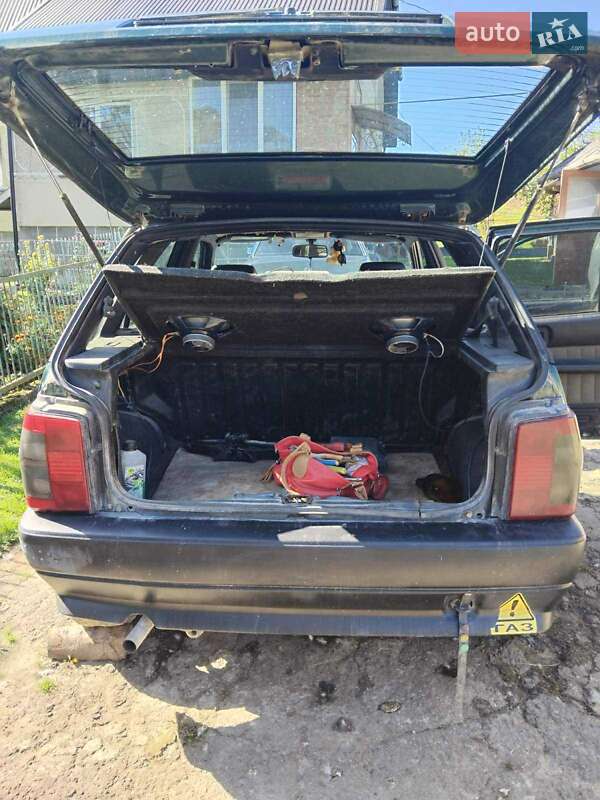 Хэтчбек Fiat Tipo 1991 в Новом Роздоле фото 2 Хэтчбек Fiat Tipo 1991 в Новом Роздоле