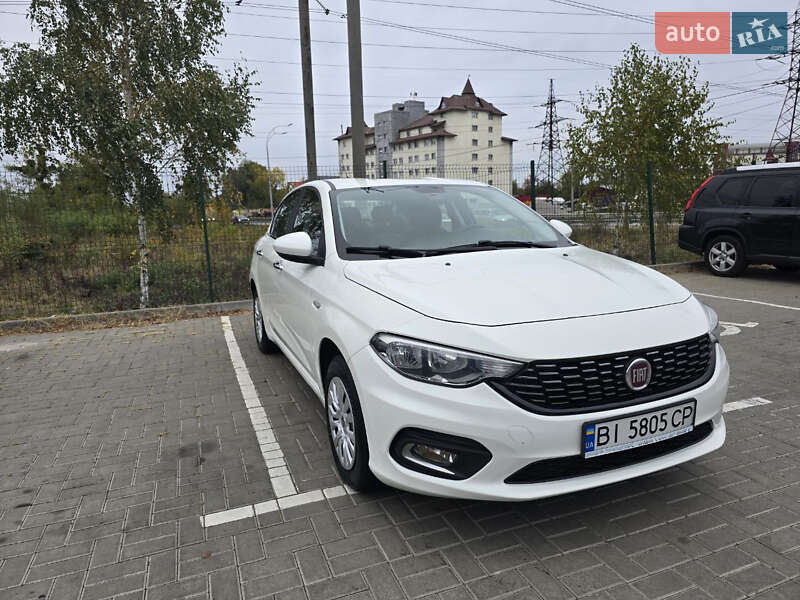 Седан Fiat Tipo 2017 в 