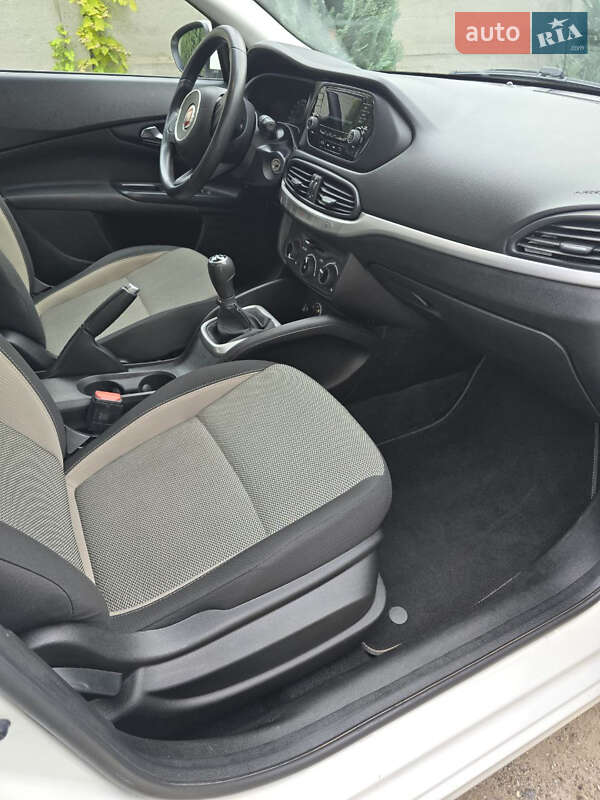 Седан Fiat Tipo 2017 в Вышгороде