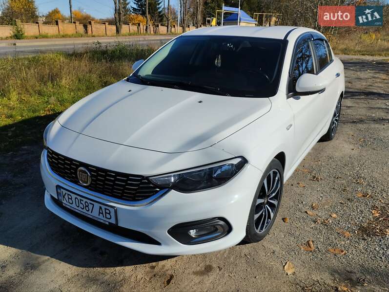 Седан Fiat Tipo 2018 в Виннице фото Седан Fiat Tipo 2018 в Виннице