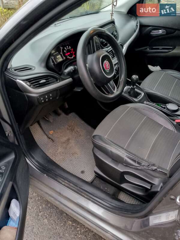 Седан Fiat Tipo 2018 в Хороле фото 4 Седан Fiat Tipo 2018 в Хороле