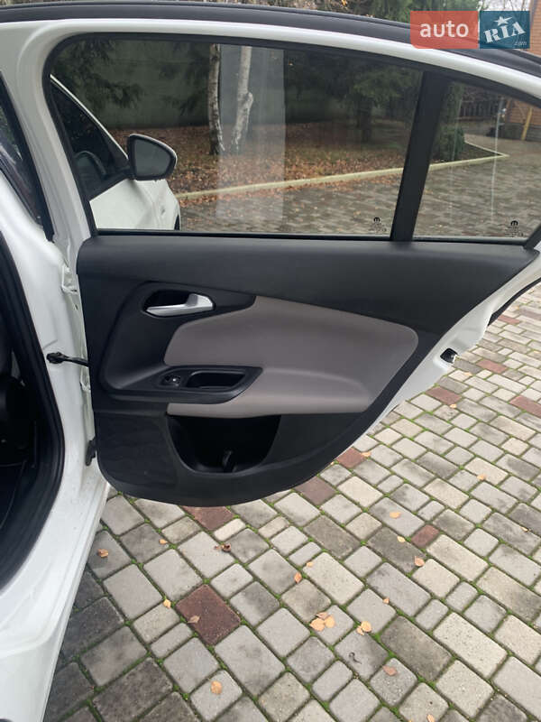 Седан Fiat Tipo 2016 в Дніпрі