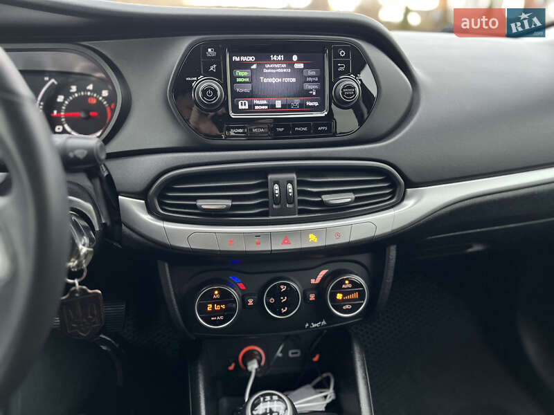 Хетчбек Fiat Tipo 2019 в Києві фото 24 Хетчбек Fiat Tipo 2019 в Києві