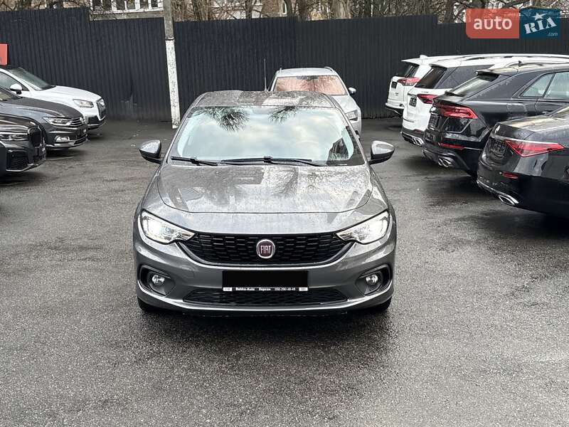 Хэтчбек Fiat Tipo 2020 в Киеве