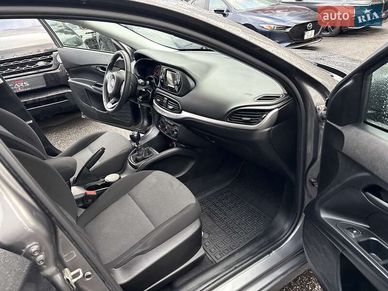 Хэтчбек Fiat Tipo 2020 в Киеве