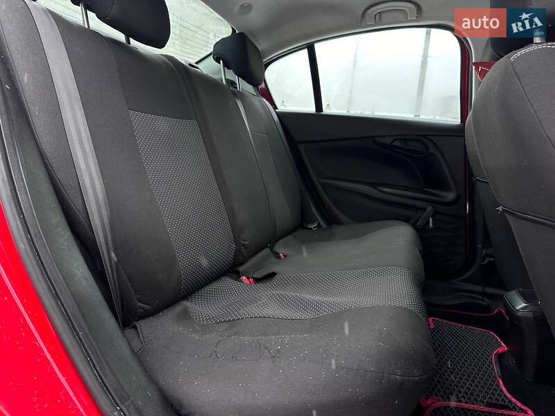 Седан Fiat Tipo 2019 в Киеве