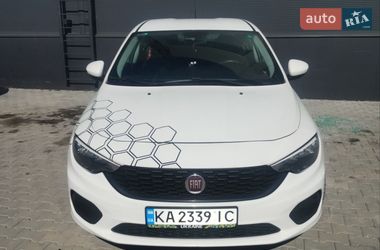 Седан Fiat Tipo 2020 в Львові
