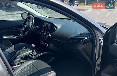 Седан Fiat Tipo 2021 в Ужгороді