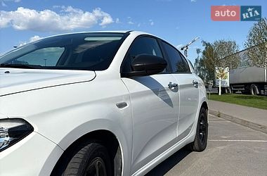 Хэтчбек Fiat Tipo 2017 в Киеве