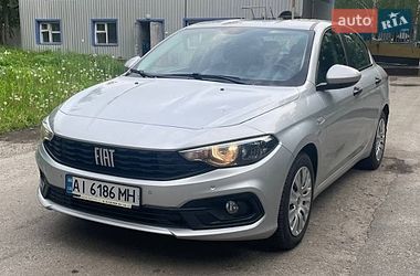 Седан Fiat Tipo 2021 в Ромнах