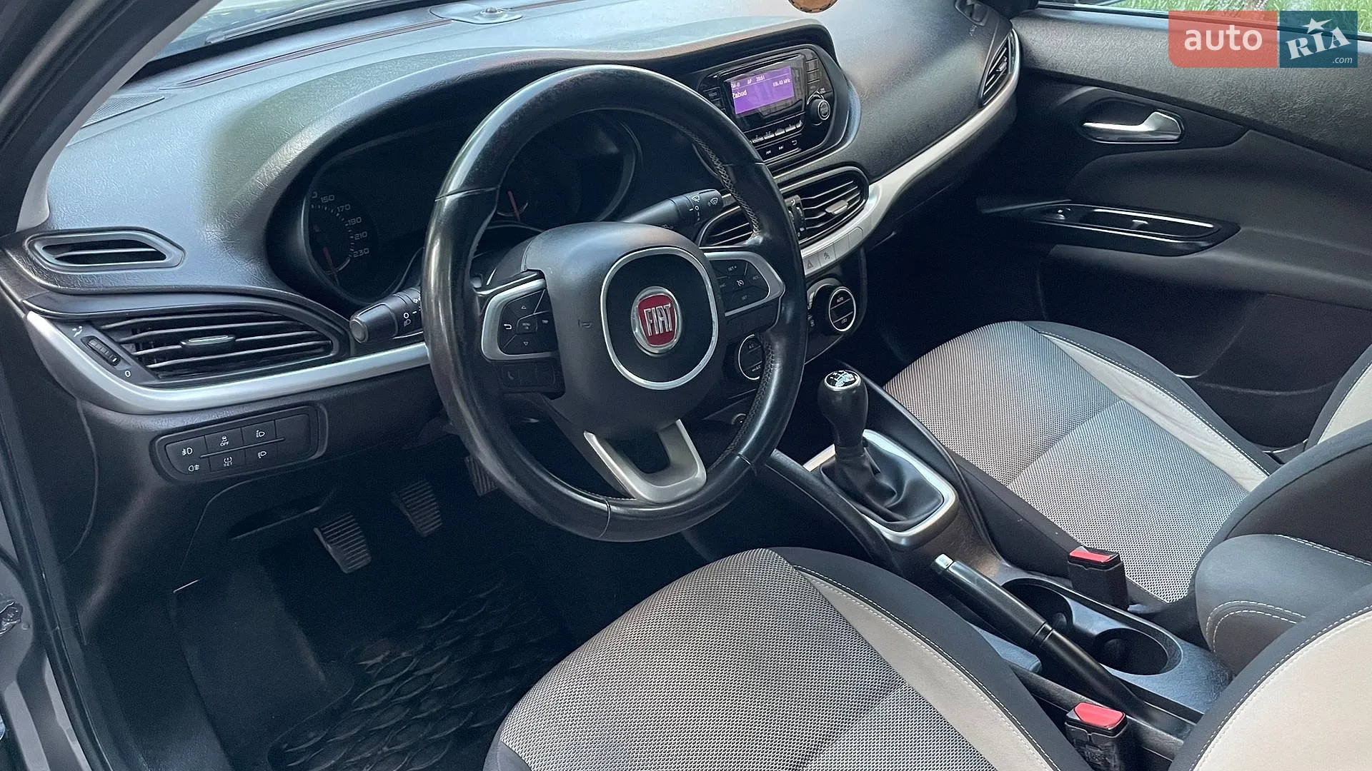 2017 Fiat Tipo - мініатюра 17