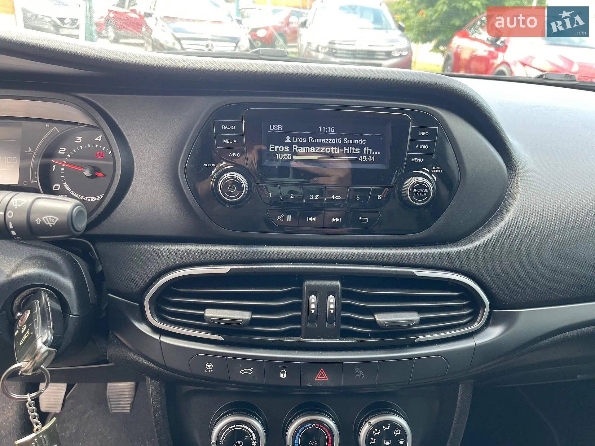 2021 Fiat Tipo - мініатюра 12