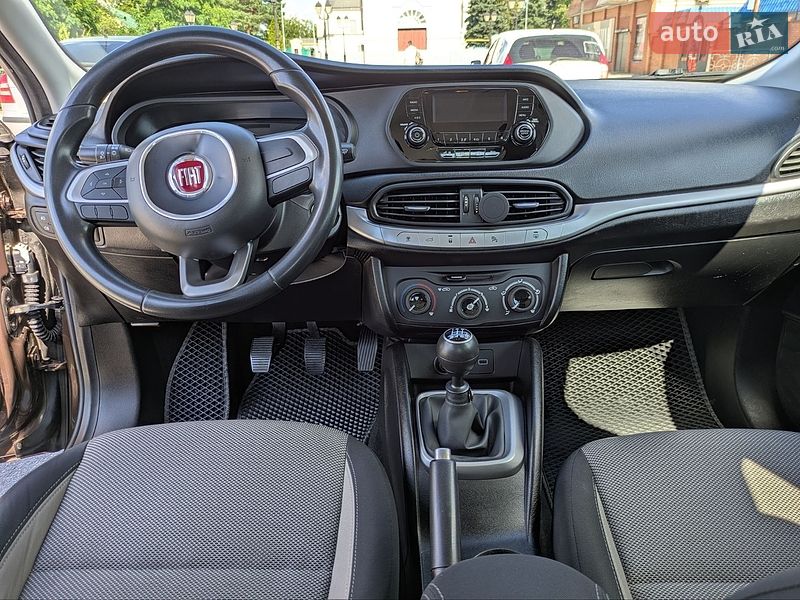 Седан Fiat Tipo 2019 в Самарі