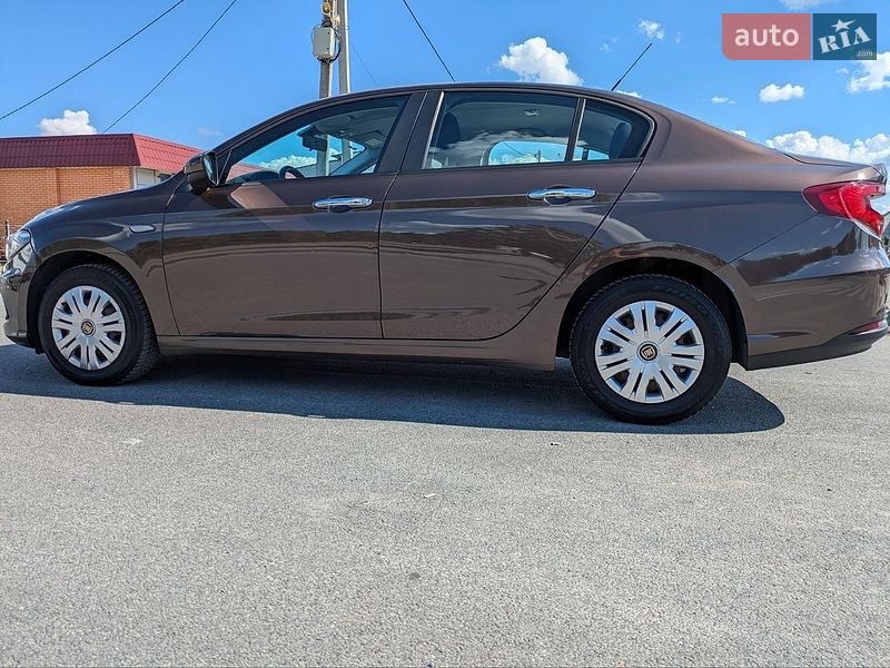 Седан Fiat Tipo 2019 в Самарі