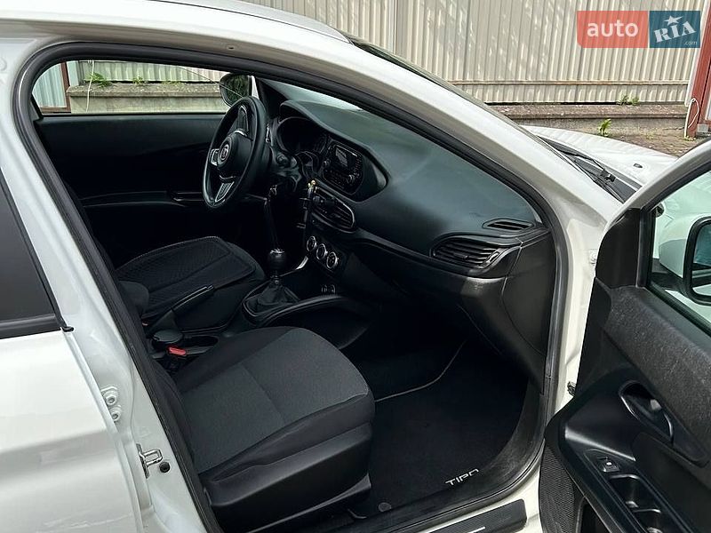 Седан Fiat Tipo 2021 в Косові