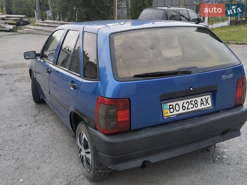 Хетчбек Fiat Tipo 1988 в Шумську