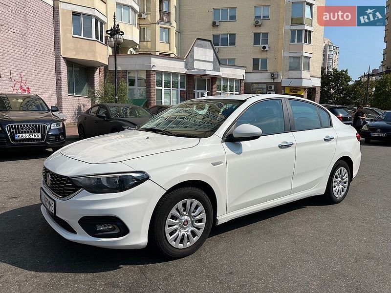 Седан Fiat Tipo 2019 в Киеве