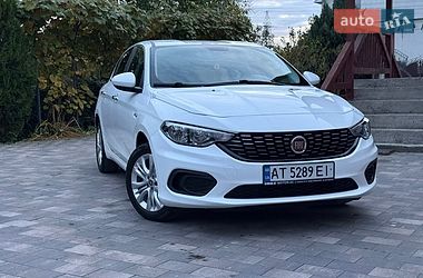 Седан Fiat Tipo 2018 в Калуше