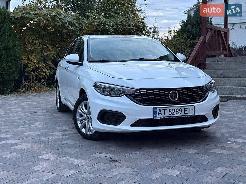 Седан Fiat Tipo 2018 в Калуше