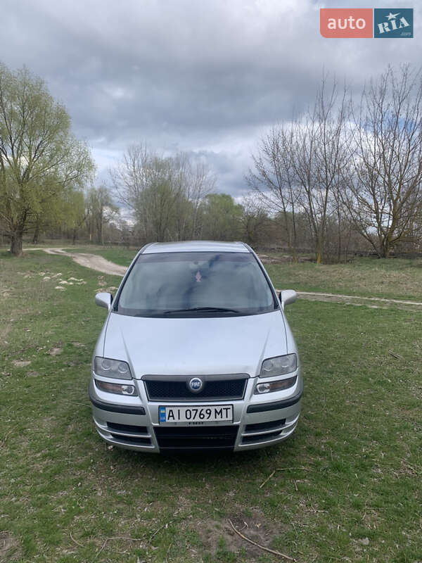 Минивэн Fiat Ulysse 2004 в 