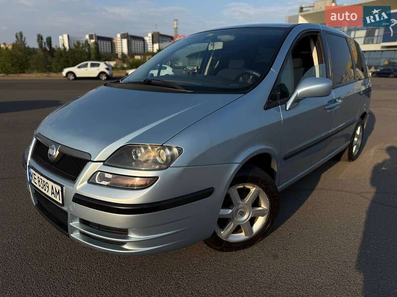Минивэн Fiat Ulysse 2005 в Кривом Роге