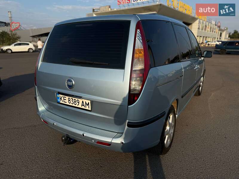 Минивэн Fiat Ulysse 2005 в Кривом Роге