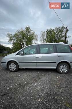 Минивэн Fiat Ulysse 2004 в 