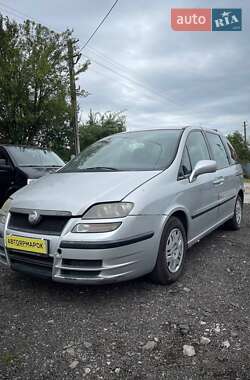 Минивэн Fiat Ulysse 2004 в 