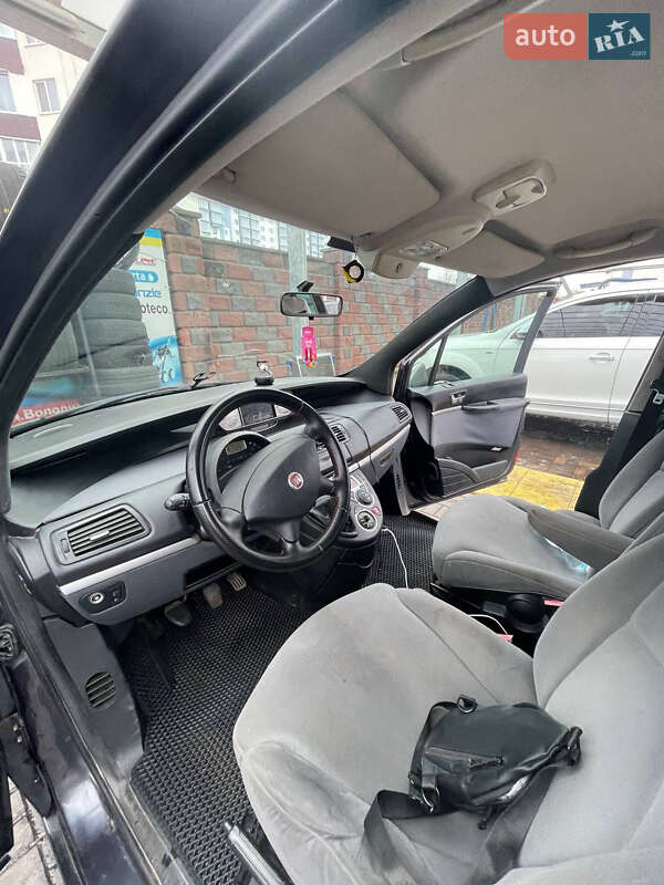 Мінівен Fiat Ulysse 2008 в Рівному