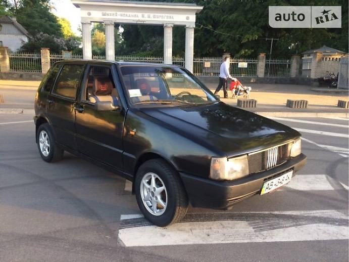 Хэтчбек Fiat Uno 1987 в Виннице