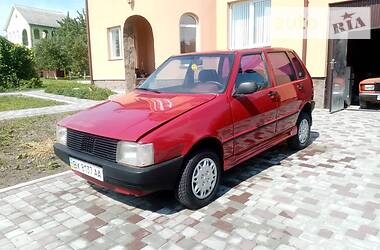 Хэтчбек Fiat Uno 1985 в Черновцах