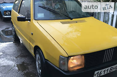 Хэтчбек Fiat Uno 1989 в Радомышле