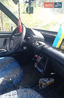 Седан Fiat Uno 1987 в Черновцах