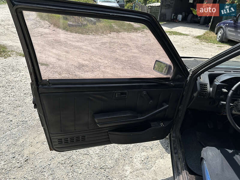 Хетчбек Fiat Uno 1988 в Городку