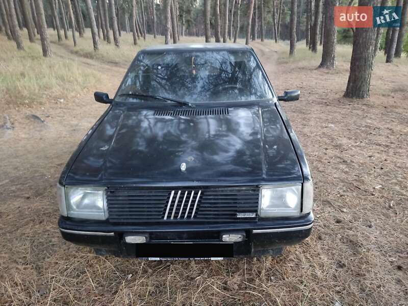 Хэтчбек Fiat Uno 1986 в Сумах