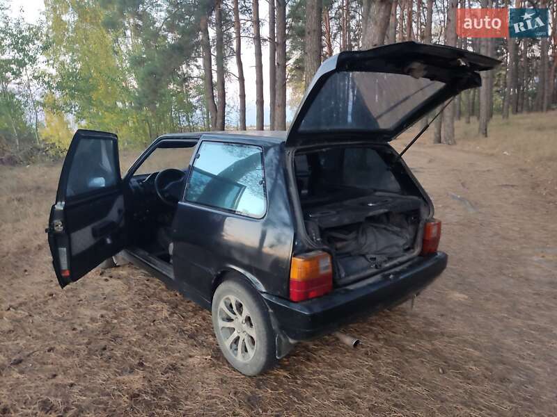 Хэтчбек Fiat Uno 1986 в Сумах