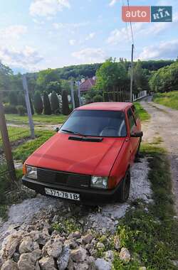 Хетчбек Fiat Uno 1986 в Винниках