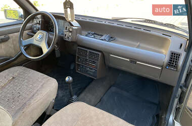 Хэтчбек Fiat Uno 1989 в 